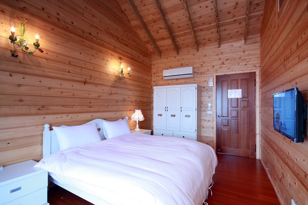 202｜溫馨雙人房（獨立觀景陽台） - 房型照片