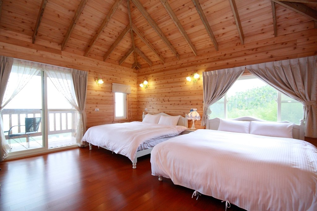 201｜雅緻景觀四人房（獨立觀景陽台）